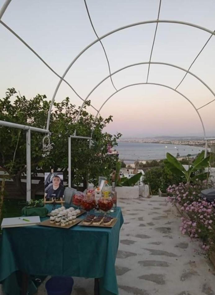 Queens Luxury Glamping Palaiokastro  エクステリア 写真